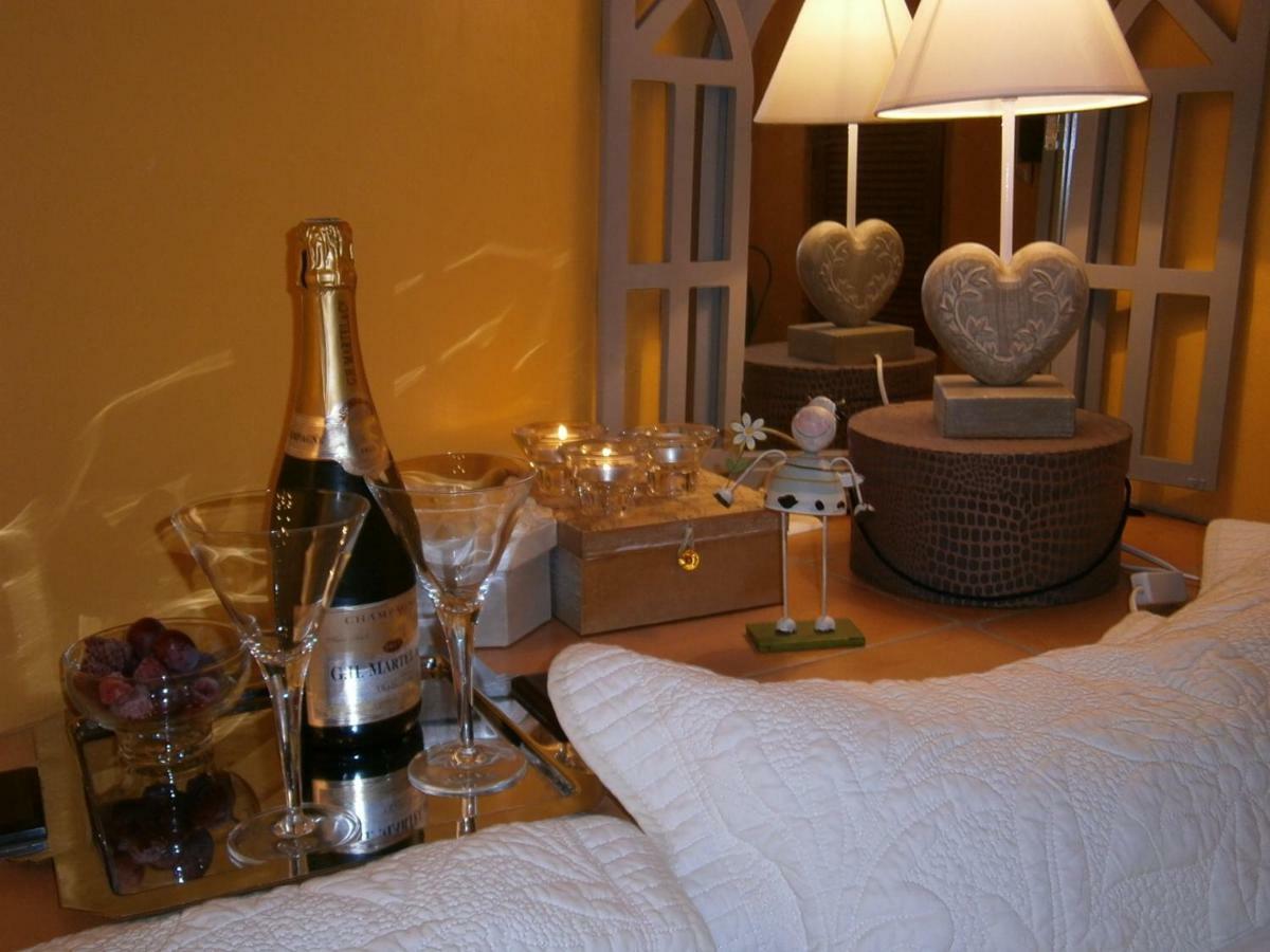 Les Aiguieres En Provence Bed & Breakfast Suze-la-Rousse Ngoại thất bức ảnh
